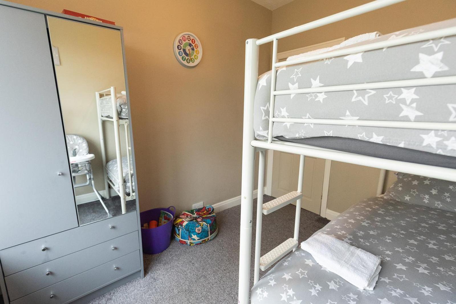 Bessingby Beachfront Apartment - Ground Floor Apartment With Sea Views, Next To The Beach, Bridlington, North Yorkshire מראה חיצוני תמונה